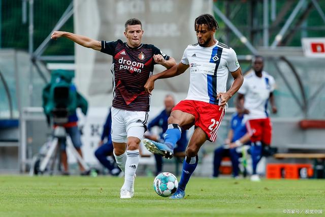 替补席有同
